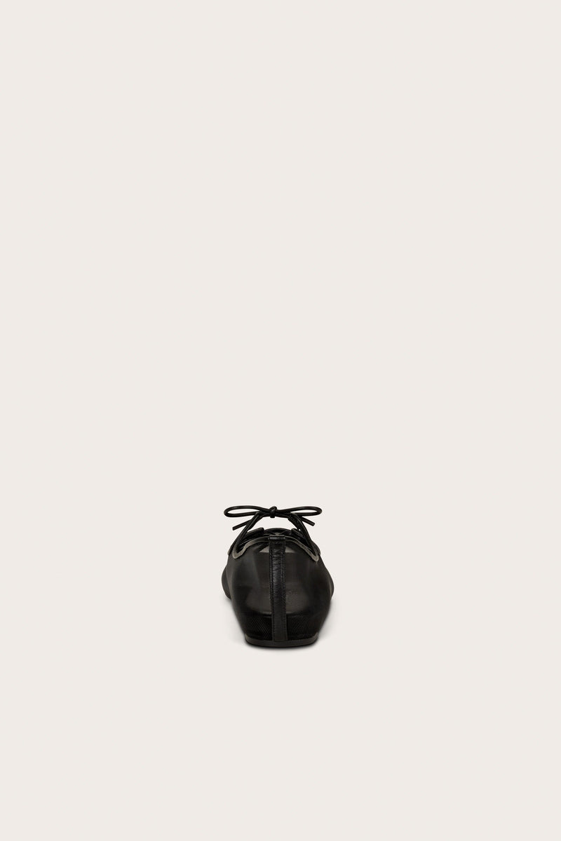CORINNE FLAT - BLACK
